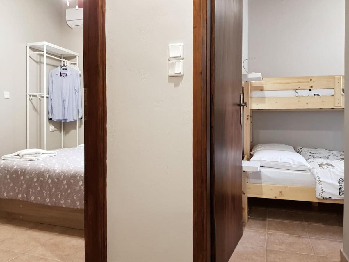 Colimbos Accommodation, 2 Min From The Beach Sfinárion 외부 사진