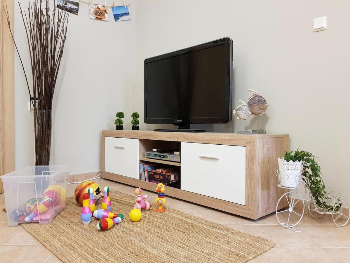 Colimbos Accommodation, 2 Min From The Beach Sfinárion 외부 사진